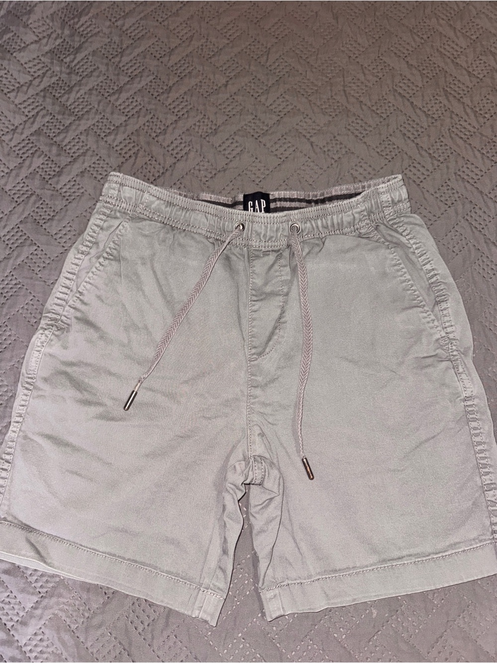 GAP Men's Light Army Green Cargo Drawstring Shorts